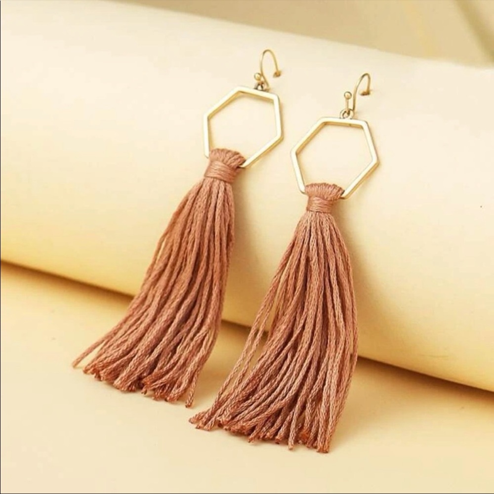 ☀️ Chic Tassel Earrings